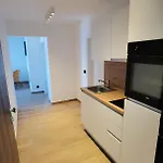 Gloria Lägenhet