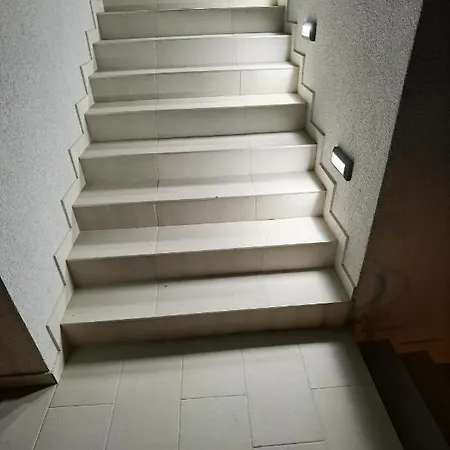 Apartment Gloria *