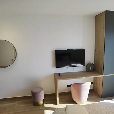 Apartment Gloria *