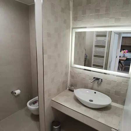 Apartment Gloria *