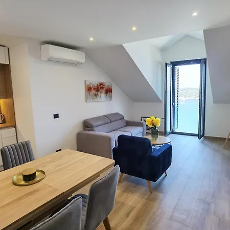 Apartment Gloria